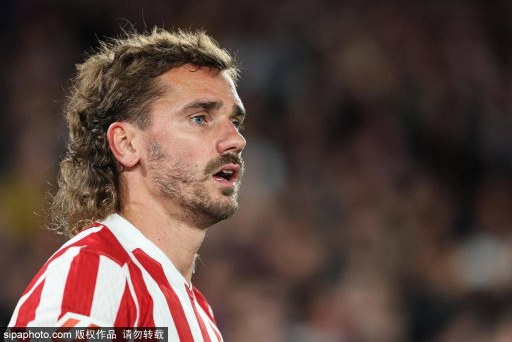 巴德吉闪耀西甲:3射1正进1球+1助攻,助巴萨5-3逆转贝蒂斯!